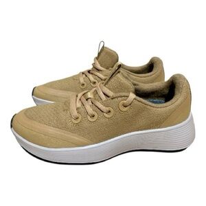 Women’s Allbirds Runner Protect Athletic Shoes Size 7